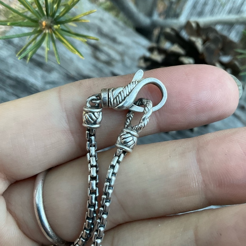 🌙 Native American Mother of Pearl Pendant & Thai Silver Chain - Picture 9 of 13